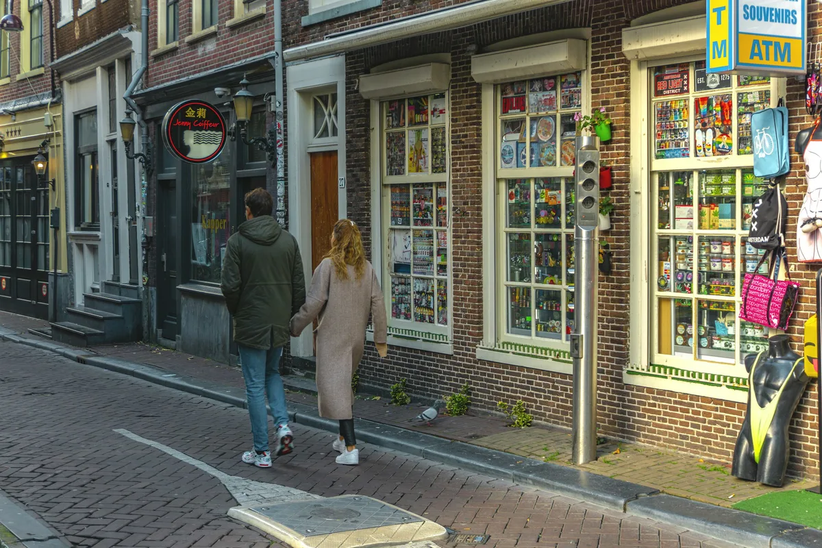 De gevel van Salon Duin